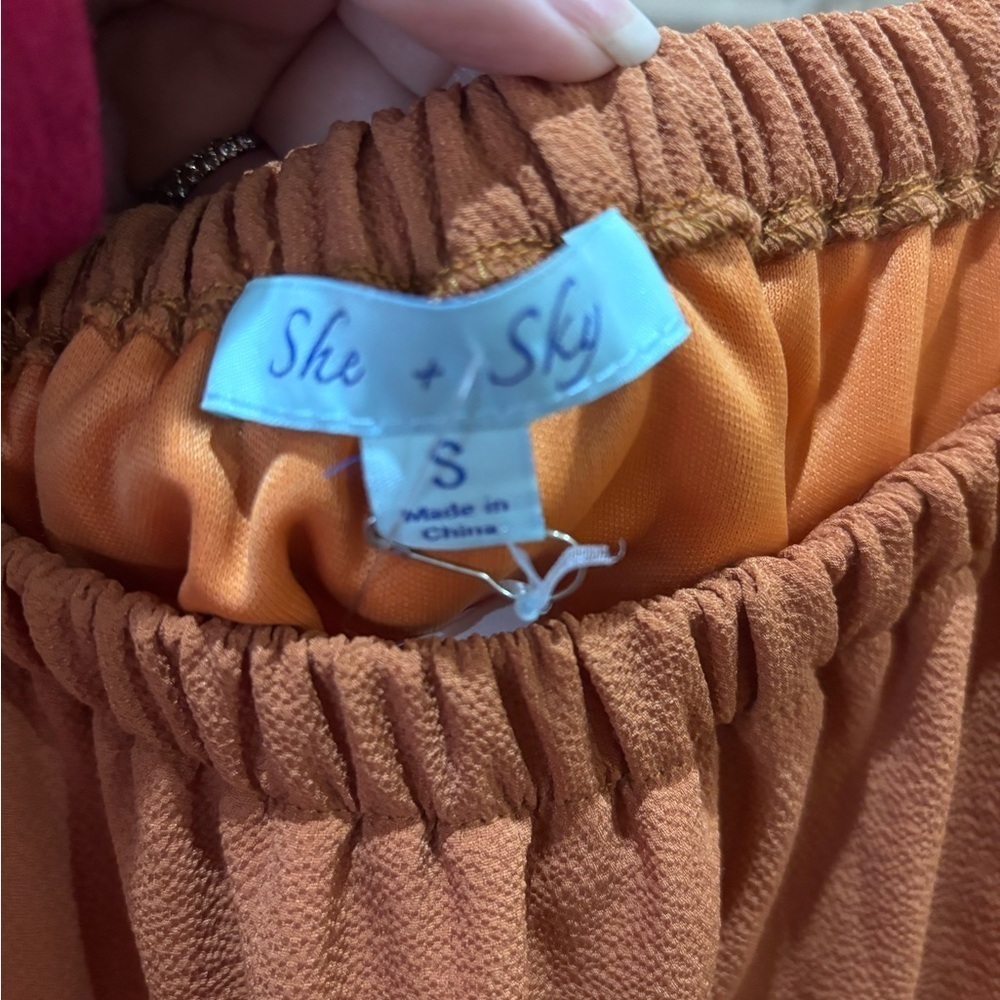 NWT She + Sky Off The Shoulder Dress Size Small Oversized - Picture 3 of 10